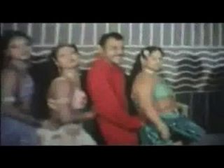 Bangla garam masala vídeo song (2)