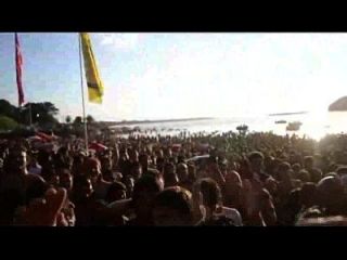 concurso de colete de verão na praia rubia en tanga