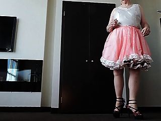 Sissy ray em vestido sissy rosa 2