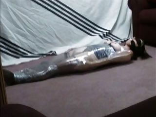 esposa em saran wrap dor e prazer ...