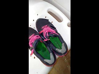 nikes shoefettis chateado