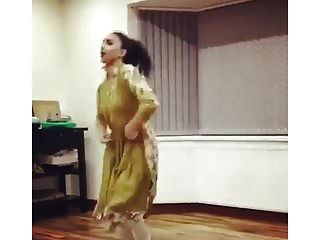 paquistanês uk uni menina dança não nu tradicional não nu